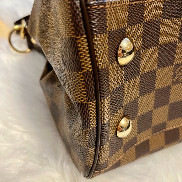 New, never used authentic LV Trevi bag - Picture 11 of 15